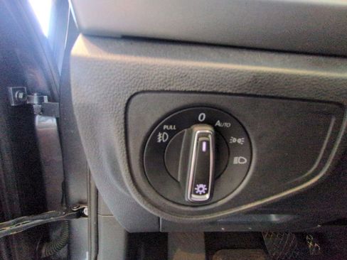 Used 2020 Volkswagen Atlas SEL AWD/4WD image 14