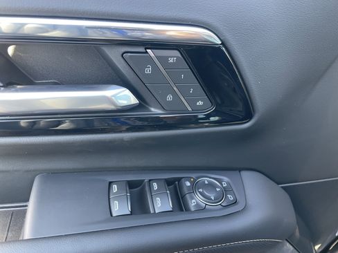 New 2025 Chevrolet Tahoe Premier image 11