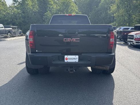 Used 2011 GMC Sierra 3500 Denali AWD/4WD image 5