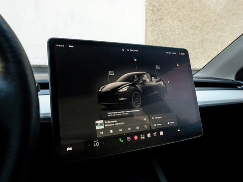 Used 2022 Tesla Model Y Performance AWD/4WD image 30