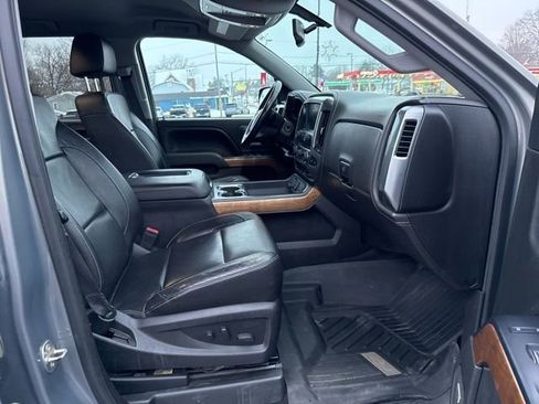 Used 2017 Chevrolet Silverado 1500 LTZ w/ Sport Package image 9