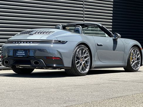 Used 2025 Porsche 911 Carrera S RWD image 8