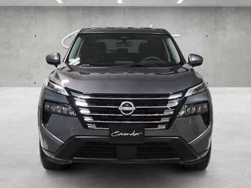 Used 2024 Nissan Rogue SV image 18