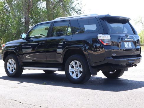 Used 2018 Toyota 4Runner SR5 Premium AWD/4WD image 7