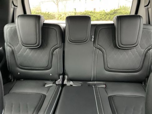 New 2026 INFINITI QX80 Autograph w/ Premium Cargo Package AWD/4WD image 16