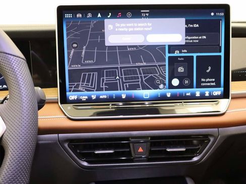 New 2026 Volkswagen Tiguan SEL R-Line image 10