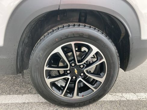 Used 2025 Chevrolet TrailBlazer LT image 19