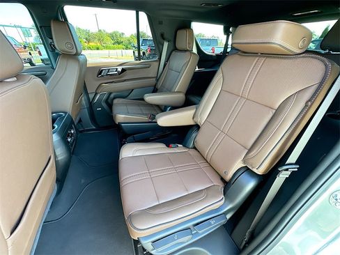 New 2026 Chevrolet Tahoe High Country image 17