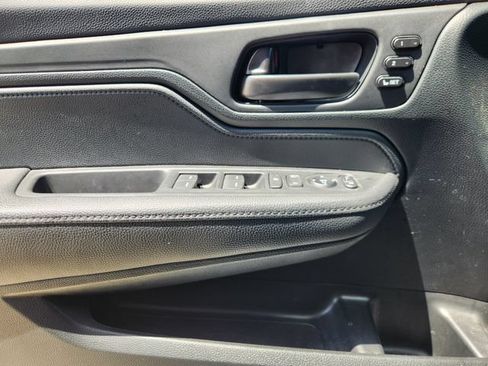 Used 2023 Honda Odyssey Sport image 20