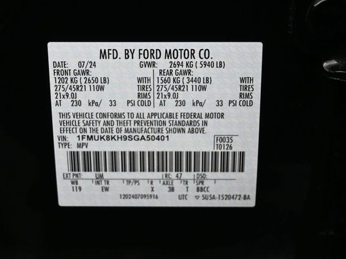 Used 2025 Ford Explorer ST-Line w/ ST-Line Street Pack image 10