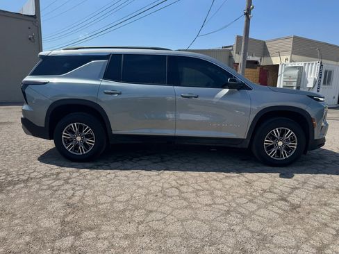 Used 2026 Chevrolet Traverse LT w/ Driver Confidence Package FWD image 6