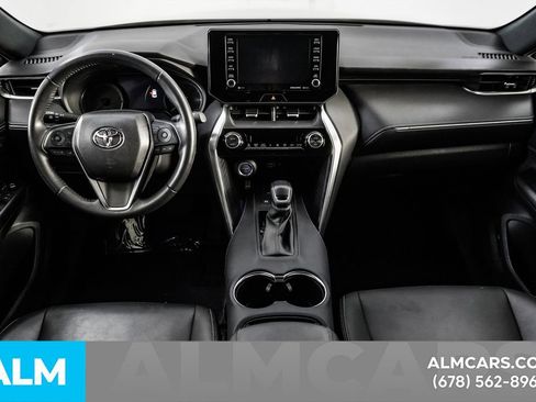 Used 2022 Toyota Venza XLE image 24