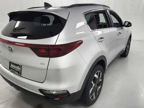 Used 2020 Kia Sportage EX w/ EX Technology Package AWD/4WD image 3