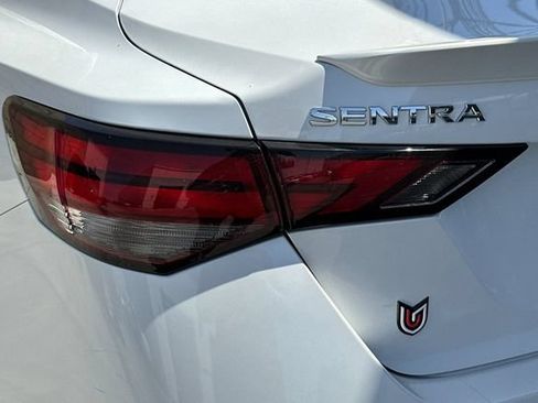 Used 2024 Nissan Sentra SR FWD image 13