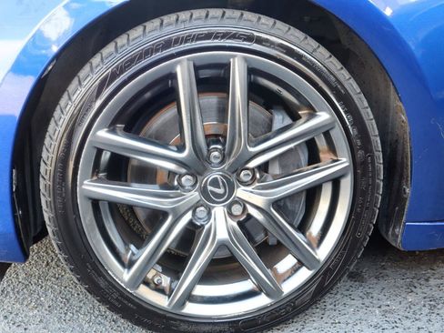 Used 2018 Lexus IS 300 RWD image 31