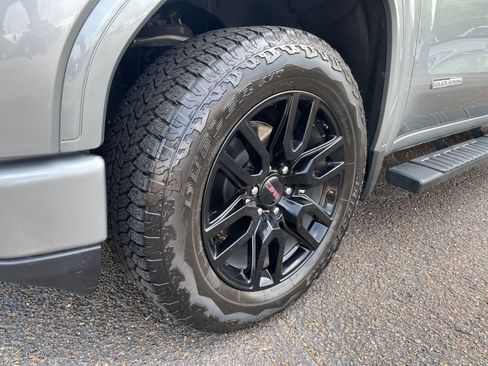 Used 2024 GMC Sierra 1500 Elevation AWD/4WD image 9