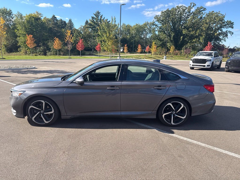Used 2018 Honda Accord Sport image 4