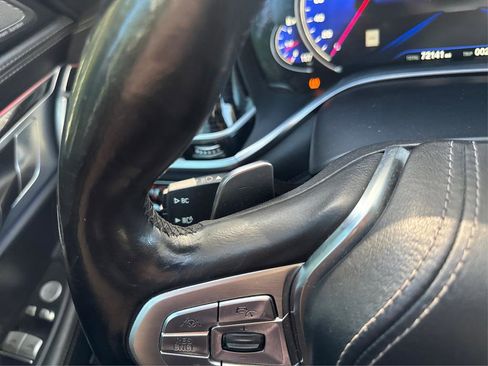 Used 2017 BMW 750i xDrive image 29