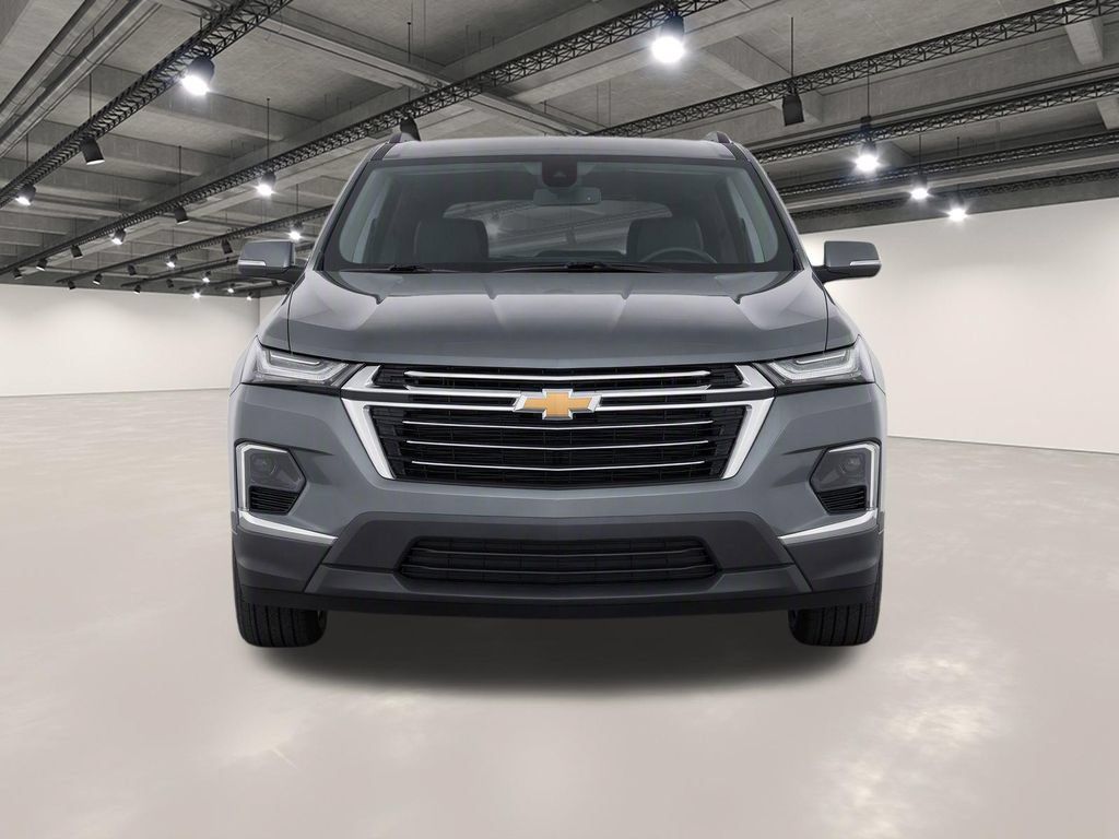 Used 2023 Chevrolet Traverse LT FWD image 5