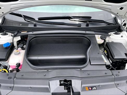Used 2025 Hyundai Ioniq 6 SEL RWD image 31