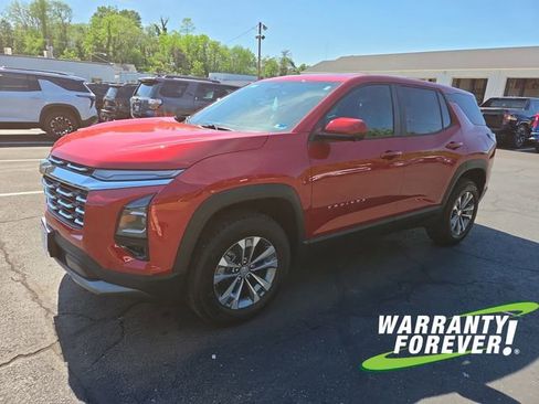 New 2026 Chevrolet Equinox LT AWD/4WD image 3