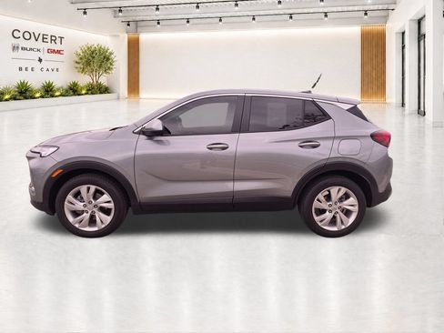 Certified 2026 Buick Encore GX Preferred w/ Advanced Technology Package FWD image 7