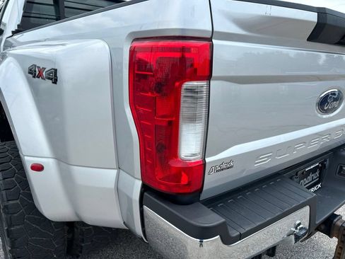 Used 2019 Ford F350 XL w/ STX Appearance Package AWD/4WD image 9