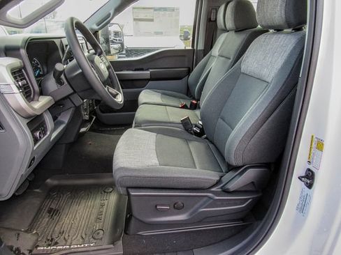 New 2026 Ford F250 XLT RWD image 19