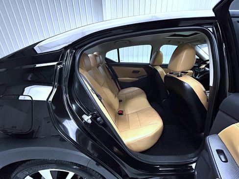 Used 2024 Nissan Sentra SV w/ SV Premium Package FWD image 18