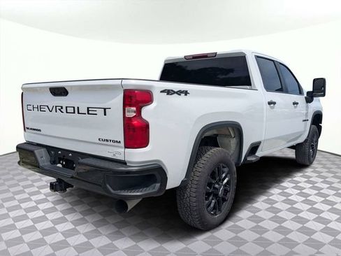 Used 2025 Chevrolet Silverado 2500 Custom w/ Custom Value Package AWD/4WD image 4