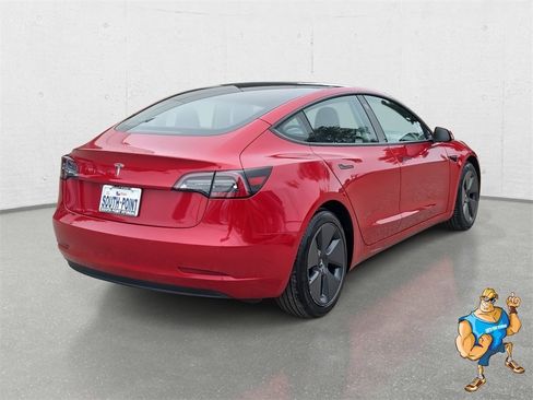 Used 2022 Tesla Model 3 image 5