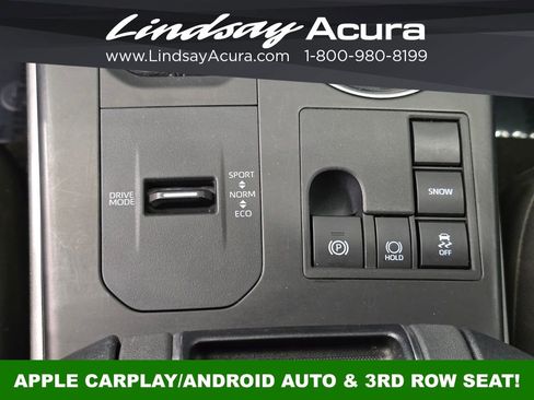 Used 2024 Toyota Highlander LE image 19