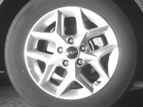 Used 2025 Kia Soul LX w/ LX Technology Package image 13