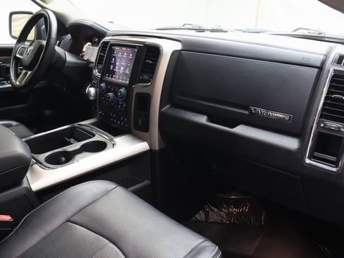 Used 2018 RAM 1500 Laramie w/ Convenience Group image 10