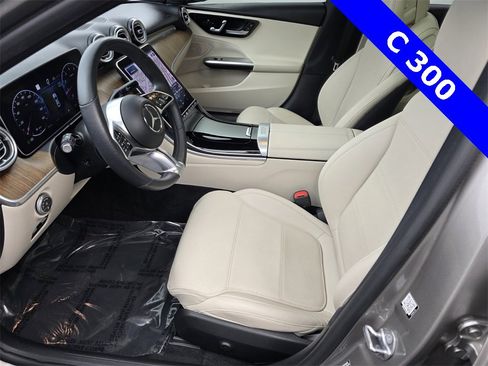 Used 2023 Mercedes-Benz C 300 Sedan image 9