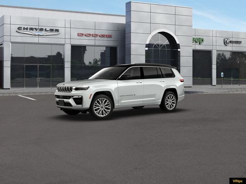 New 2026 Jeep Grand Cherokee L Summit AWD/4WD image 2