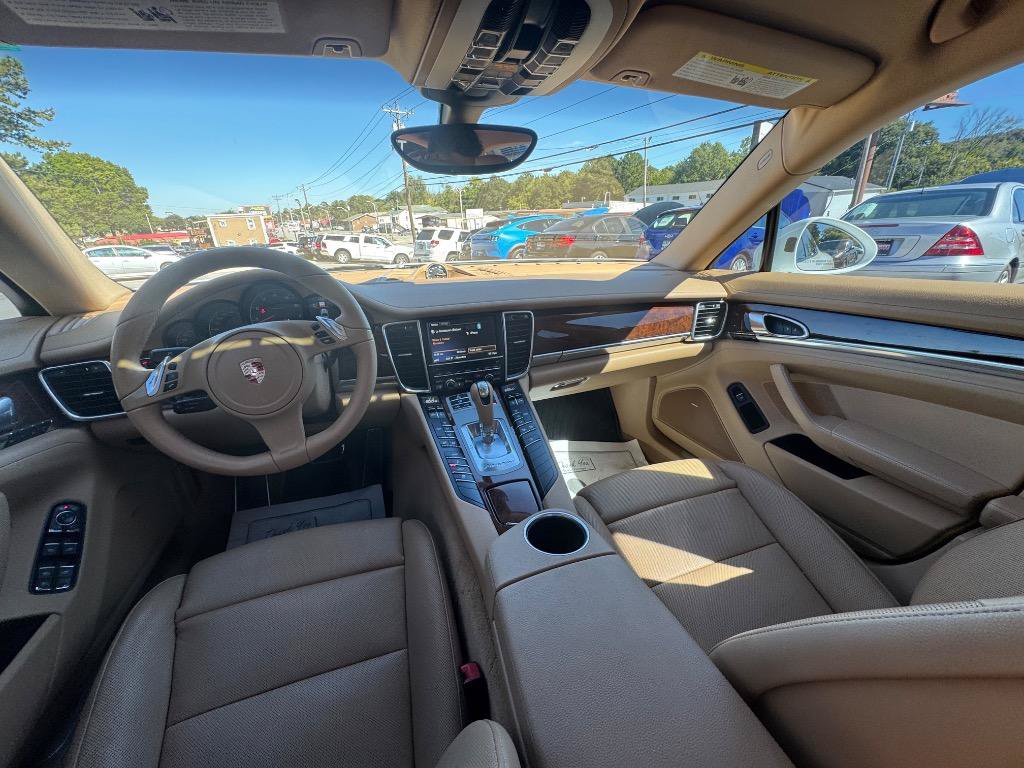 Used 2014 Porsche Panamera 4 AWD/4WD image 21