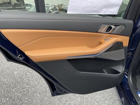 New 2026 BMW X7 xDrive40i w/ Executive Package image 15