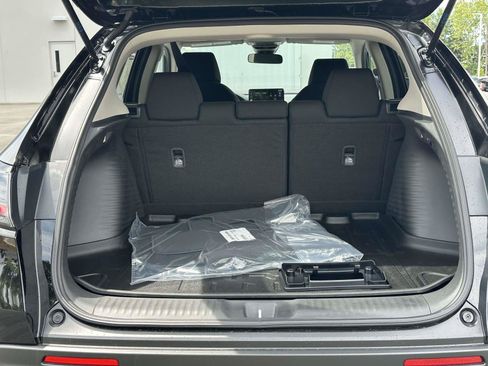 New 2027 Honda HR-V LX image 8