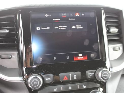 Used 2025 RAM 3500 Big Horn AWD/4WD image 46