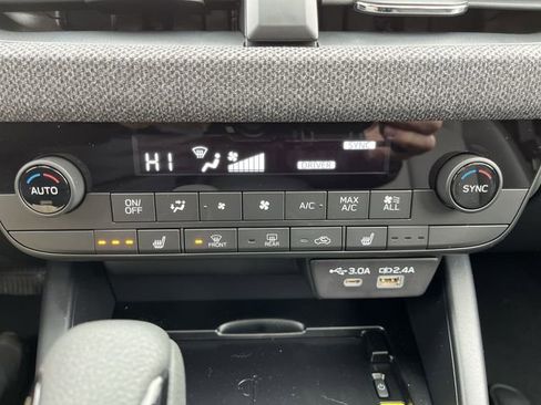 New 2026 Subaru Outback Premium image 19