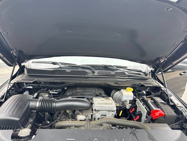 Used 2022 RAM 1500 Big Horn AWD/4WD image 39