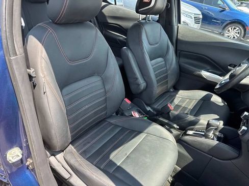 Used 2019 Nissan Kicks SR w/ SR Premium Package FWD image 22