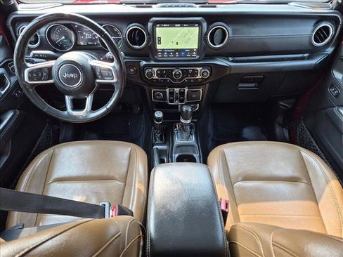Used 2021 Jeep Wrangler Unlimited Sahara w/ Cold Weather Group AWD/4WD image 20