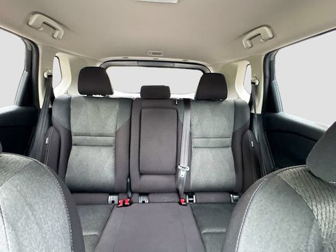 Certified 2025 Nissan Rogue SV FWD image 28