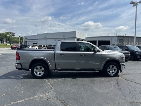 Used 2025 RAM 1500 Big Horn AWD/4WD image 10