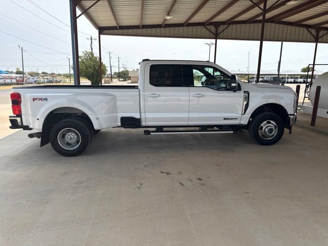 Used 2024 Ford F350 Lariat w/ FX4 Off-Road Package AWD/4WD image 9