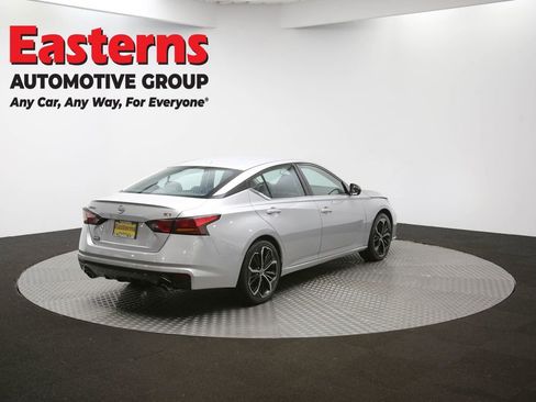 Used 2024 Nissan Altima 2.5 SR image 39