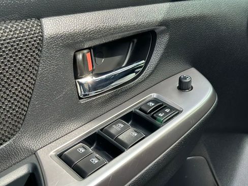 Used 2016 Subaru Crosstrek 2.0i Premium w/ Moonroof Package image 17