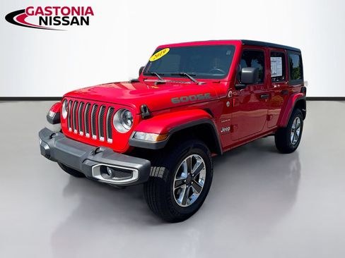Used 2019 Jeep Wrangler Unlimited Sahara AWD/4WD image 3